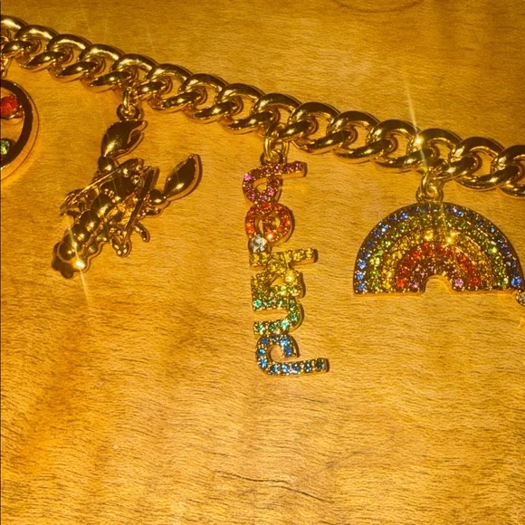 Kurt Geiger charm bracelet NWT - Picture 5 of 9